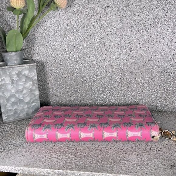 Simply Southern Palm Tree Hammock Large Wallet Wristlet - Picture 4 of 5